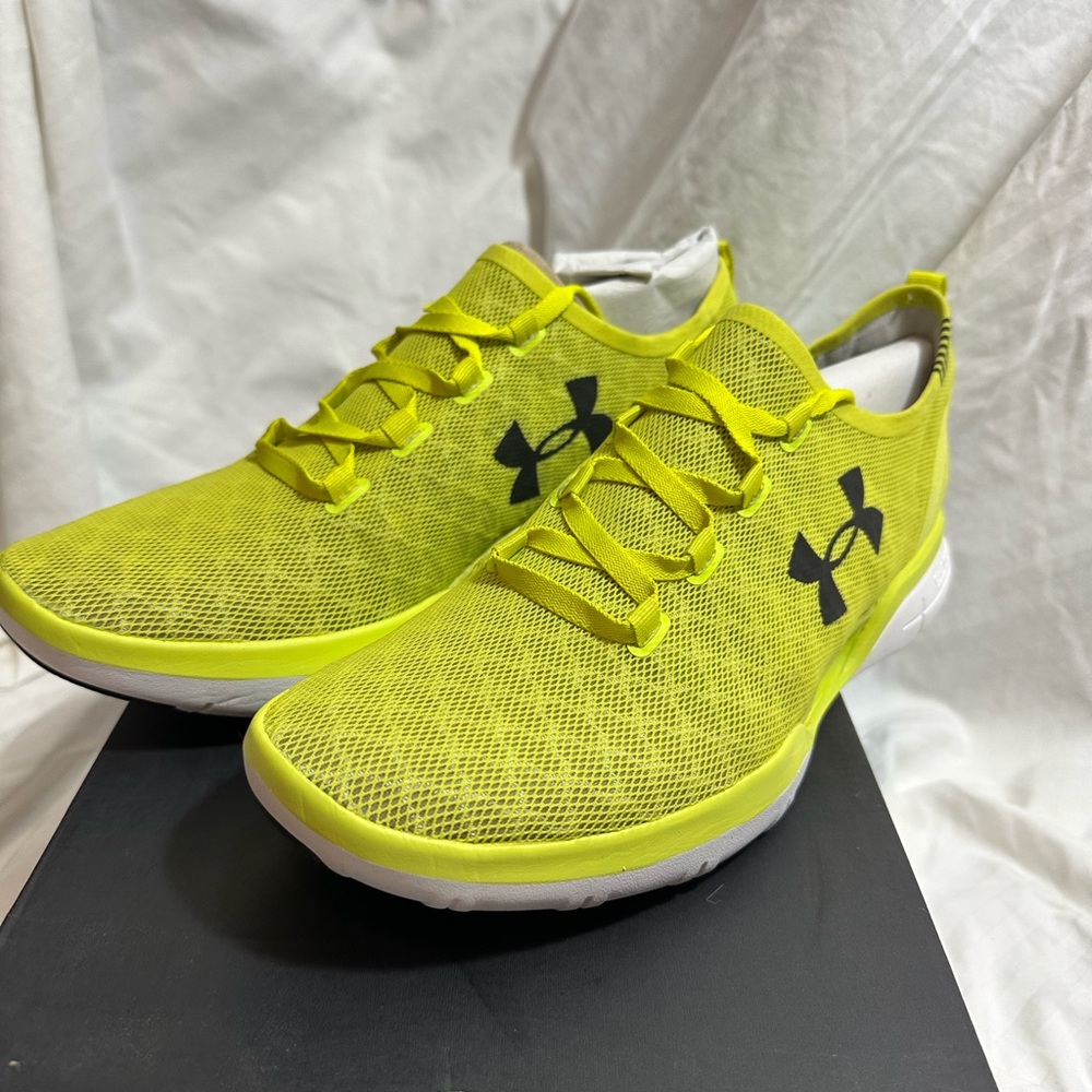 Under Armour UA Charged Coolswitch Run Shoes in yellow
